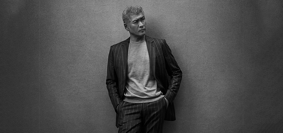 ジョルジオ アルマーニの「メイド トゥ メジャー」で吉川 晃司がはじめてスーツを誂える ～See you in GQ～